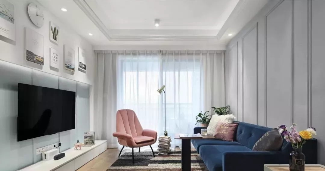 粉、白搭配的北欧风格，将女性化与时尚的完美结合！