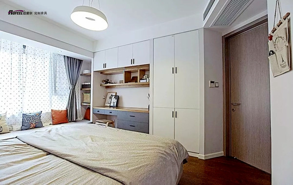 卧室面积小？衣柜这样装，堪称扩容！