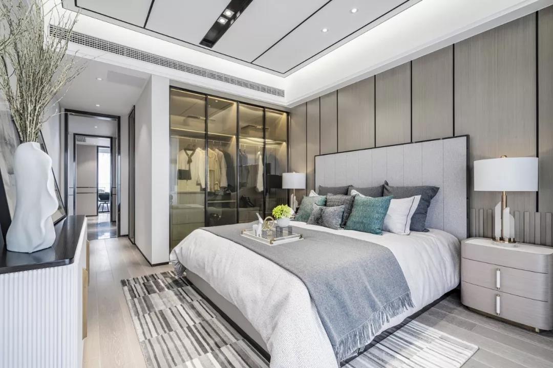 嵌入式衣橱，定制专属你的优雅生活