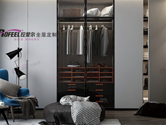 拉斐尔全屋定制|合理的衣柜内部布局，到底是怎样的？